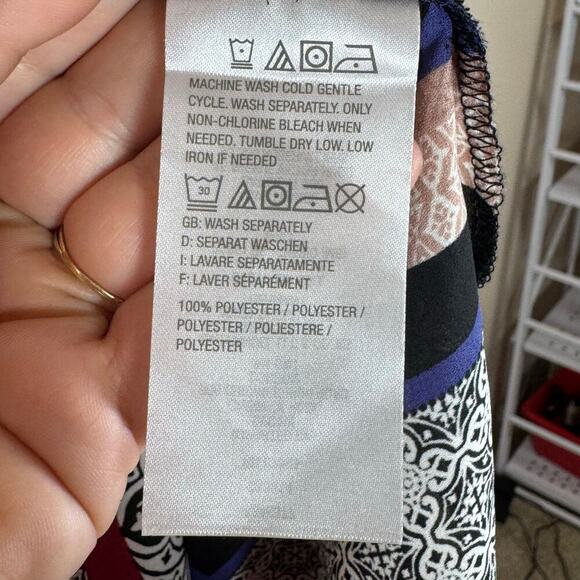 Susan Graver button Down Tunic Long Sleeve Size 10 Geometric Print Lagenlook - Picture 6 of 8